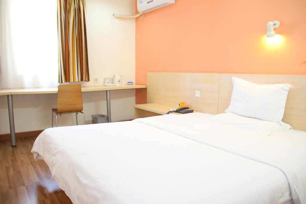 7Days Inn Guangzhou New Tianhe Park Exterior foto