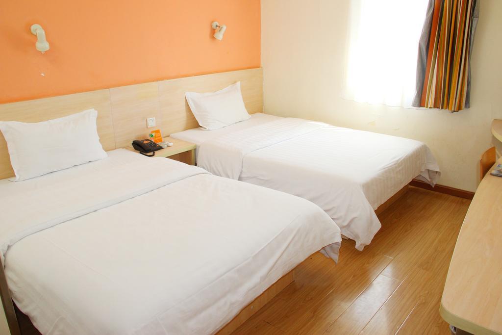 7Days Inn Guangzhou New Tianhe Park Exterior foto