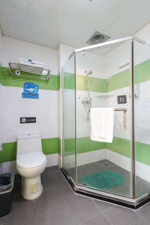 7Days Inn Guangzhou New Tianhe Park Exterior foto